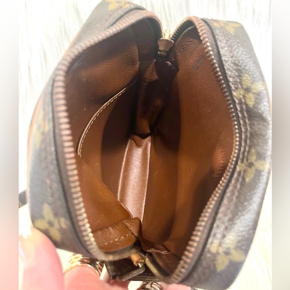 Authentic Louis Vuitton Danube Crossbody Shoulder Bag Purse Pouch Carryall Tote - Picture 11 of 14